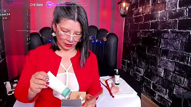 Snapshot of Madame_Jay chatting on January 4, 2025, 1:10 pm Madame Jay online show from January 4, 2025, 1:10 pm