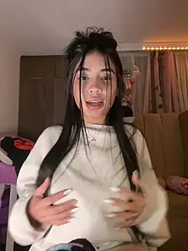 lina pink online show from March 21, 2025, 5:32 am