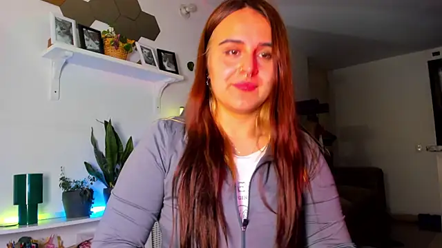 evy orange1 online show from March 26, 2026, 1:01 am