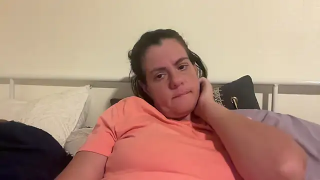 Jess4you0818 online show from October 9, 2025, 12:30 am