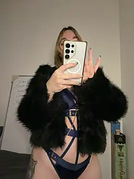 Snapshot of Giuliana_baby chatting on February 2, 2026, 8:29 pm Giuliana baby online show from February 2, 2026, 8:29 pm