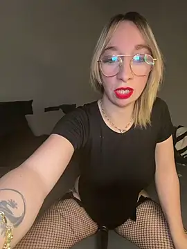 Snapshot of Giuliana_baby chatting on February 12, 2026, 8:15 pm Giuliana baby online show from February 12, 2026, 8:15 pm