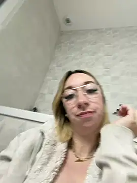 Snapshot of Giuliana_baby chatting on March 10, 2026, 5:56 am Giuliana baby online show from March 10, 2026, 5:56 am