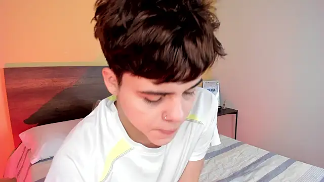 justinbiler online show from January 26, 2025, 12:33 pm