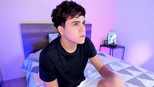 justinbiler online show from January 29, 2025, 12:24 pm