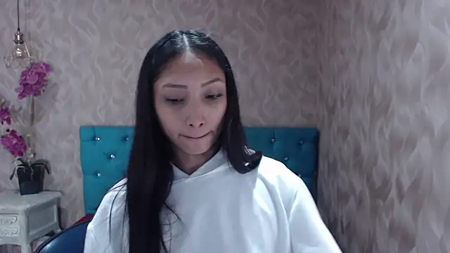 Snapshot of MadelineDoll chatting on January 30, 2025, 7:26 pm MadelineDoll online show from January 30, 2025, 7:26 pm