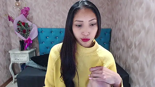 Snapshot of MadelineDoll chatting on February 12, 2025, 6:40 pm MadelineDoll online show from February 12, 2025, 6:40 pm