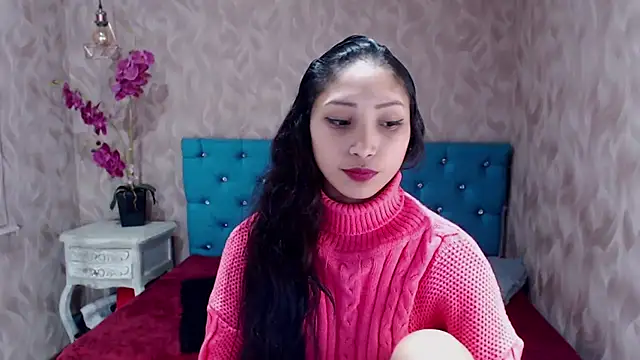 Snapshot of MadelineDoll chatting on February 19, 2025, 6:54 pm MadelineDoll online show from February 19, 2025, 6:54 pm