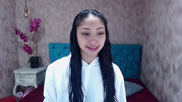 Snapshot of MadelineDoll chatting on February 23, 2025, 12:59 pm MadelineDoll online show from February 23, 2025, 12:59 pm