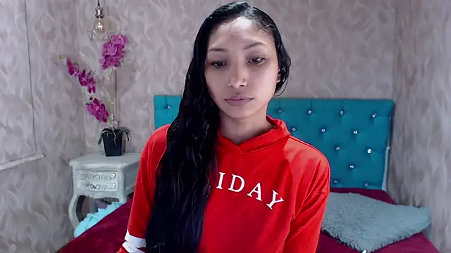 Snapshot of MadelineDoll chatting on March 1, 2025, 10:02 am MadelineDoll online show from March 1, 2025, 10:02 am