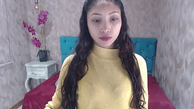 Snapshot of MadelineDoll chatting on March 6, 2025, 1:03 pm MadelineDoll online show from March 6, 2025, 1:03 pm