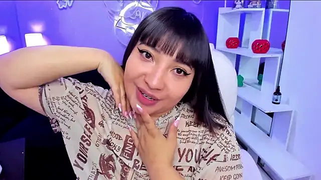 Emma monserrat online show from May 23, 2026, 11:25 am