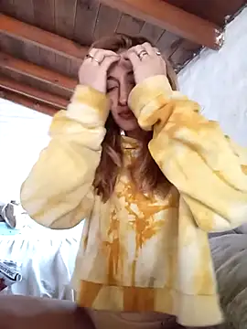 Viudanegraa online show from April 10, 2026, 12:54 pm