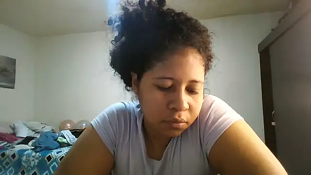 Ivon-09 online show from July 25, 2026, 11:52 am