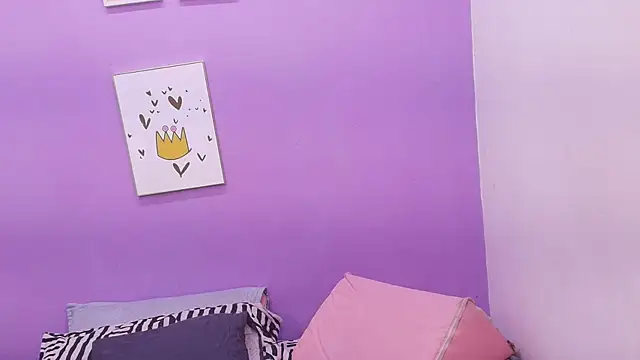 veronica sinner  online show from March 12, 2025, 11:53 am