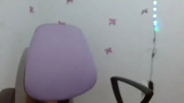 charlotte slut online show from May 20, 2026, 1:50 pm