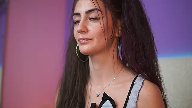 SabrinaHope online show from September 17, 2025, 8:43 pm