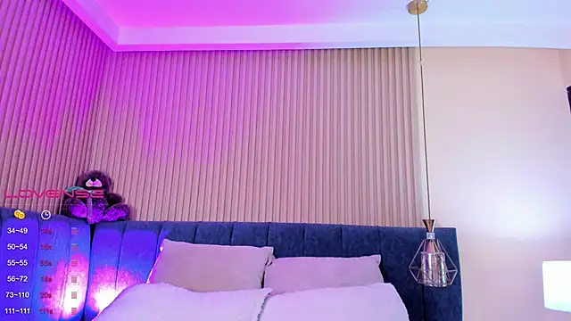 kathecute   online show from December 13, 2024, 1:37 am