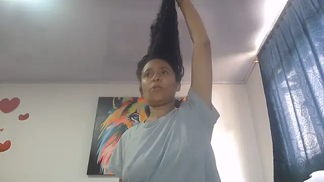 Snapshot of DanaiOluyi chatting on July 24, 2026, 7:12 pm DanaiOluyi online show from July 24, 2026, 7:12 pm