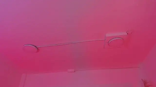 ChaynnaCooper online show from November 30, 2025, 4:49 am