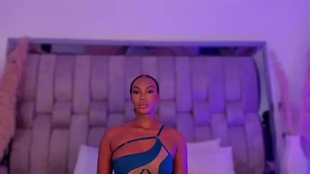 ChaynnaCooper online show from February 3, 2026, 7:24 am