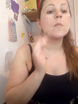 Snapshot of SofiEstevez chatting on November 18, 2025, 8:13 pm SofiEstevez online show from November 18, 2025, 8:13 pm