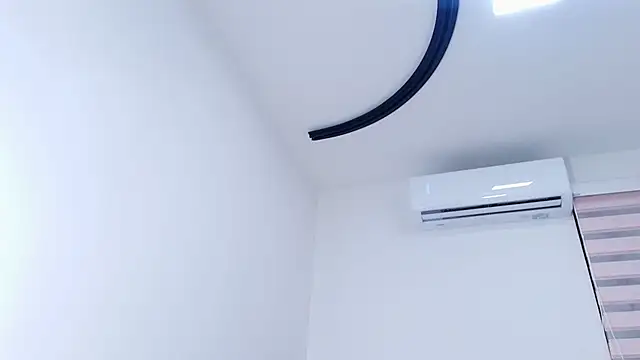 nicol f online show from January 16, 2026, 3:10 am