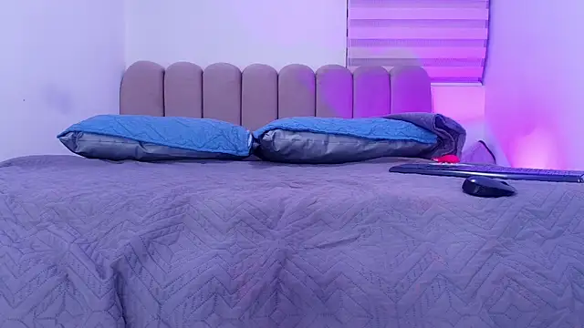 nicol f online show from April 9, 2026, 3:17 am