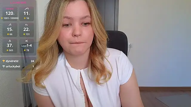 Snapshot of Milana15 chatting on May 30, 2026, 12:35 pm Milana15 online show from May 30, 2026, 12:35 pm