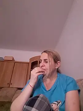 Snapshot of Malichkaanna30 chatting on December 19, 2024, 12:34 pm Malichkaanna30 online show from December 19, 2024, 12:34 pm