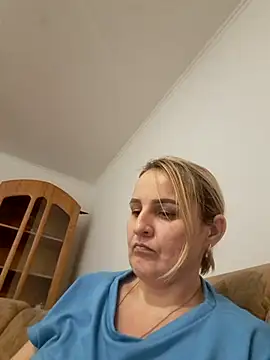 Snapshot of Malichkaanna30 chatting on February 1, 2025, 7:02 pm Malichkaanna30 online show from February 1, 2025, 7:02 pm