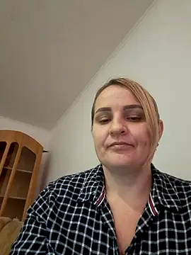 Snapshot of Malichkaanna30 chatting on February 15, 2025, 8:54 am Malichkaanna30 online show from February 15, 2025, 8:54 am