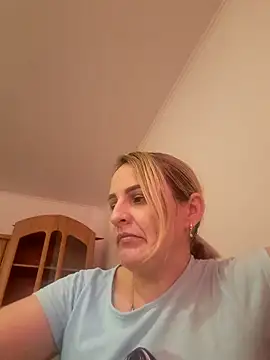 Snapshot of Malichkaanna30 chatting on February 23, 2025, 2:14 pm Malichkaanna30 online show from February 23, 2025, 2:14 pm