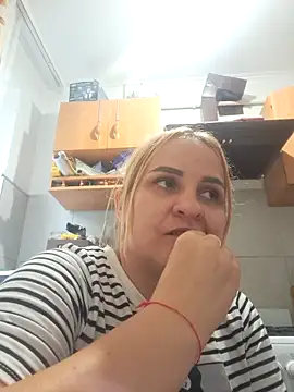 Snapshot of Malichkaanna30 chatting on September 9, 2025, 12:15 pm Malichkaanna30 online show from September 9, 2025, 12:15 pm