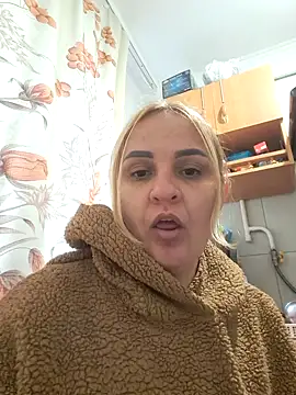 Snapshot of Malichkaanna30 chatting on October 24, 2025, 8:33 am Malichkaanna30 online show from October 24, 2025, 8:33 am