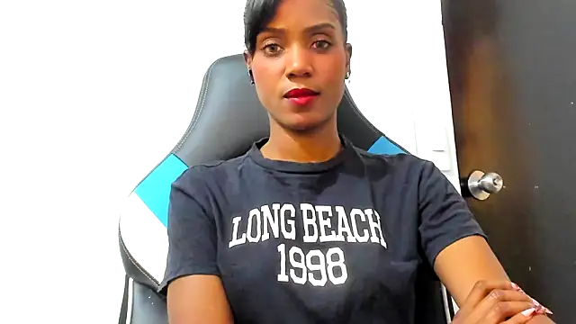 Snapshot of Kalua_Brown chatting on June 2, 2026, 5:37 pm Kalua Brown online show from June 2, 2026, 5:37 pm