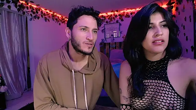 Afroditapoloo online show from January 28, 2025, 8:04 pm