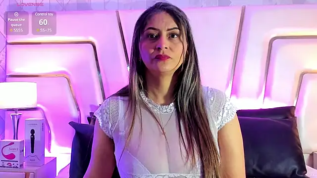 Snapshot of NaomyRivera chatting on March 4, 2025, 12:12 pm NaomyRivera online show from March 4, 2025, 12:12 pm