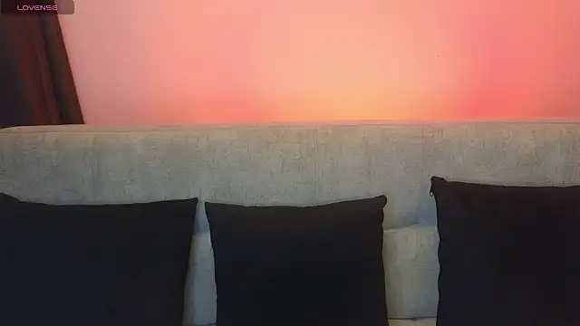 missy taylor  online show from April 4, 2026, 2:21 am