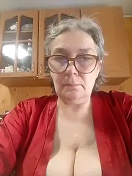 Snapshot of IrinaSweet54 chatting on May 6, 2026, 6:52 am IrinaSweet54 online show from May 6, 2026, 6:52 am