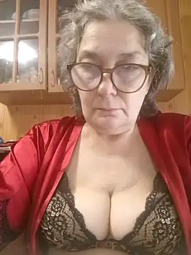 Snapshot of IrinaSweet54 chatting on June 7, 2026, 8:40 am IrinaSweet54 online show from June 7, 2026, 8:40 am