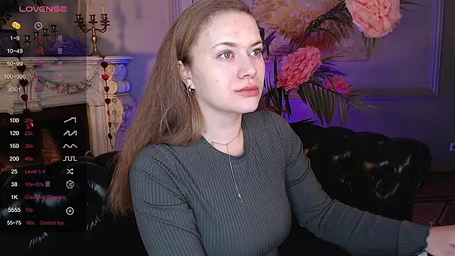 Ariell Margot  online show from February 19, 2025, 3:27 pm