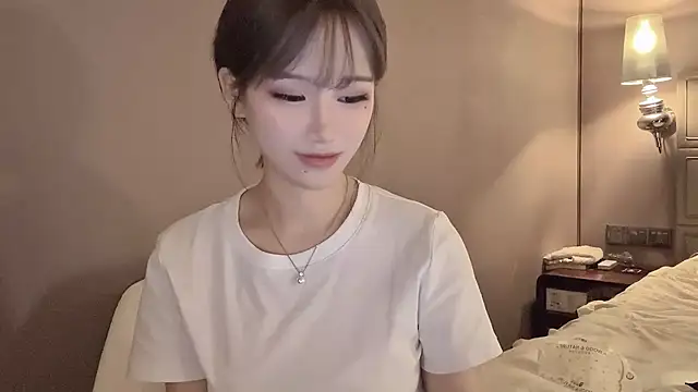 Snapshot of -XunMengLong- chatting on December 17, 2025, 4:35 pm -XunMengLong- online show from December 17, 2025, 4:35 pm