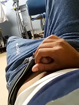 mateoliamcorea online show from April 7, 2026, 10:48 am