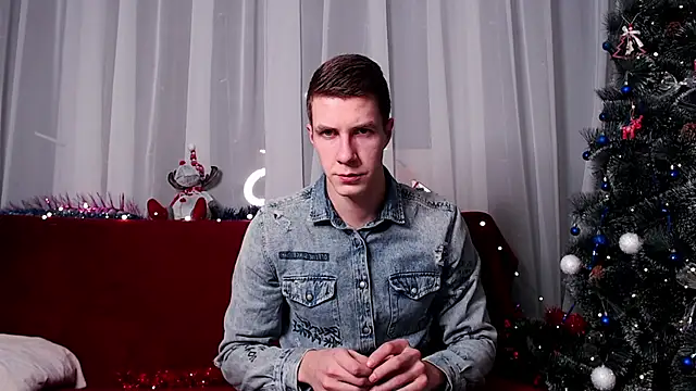 Snapshot of Chris_Brien chatting on January 19, 2025, 2:15 am Chris Brien online show from January 19, 2025, 2:15 am