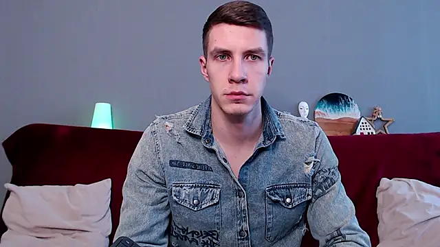 Snapshot of Chris_Brien chatting on February 9, 2025, 4:57 am Chris Brien online show from February 9, 2025, 4:57 am