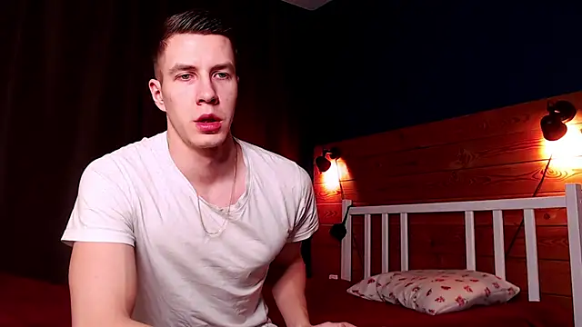 Snapshot of Chris_Brien chatting on March 7, 2025, 9:48 pm Chris Brien online show from March 7, 2025, 9:48 pm