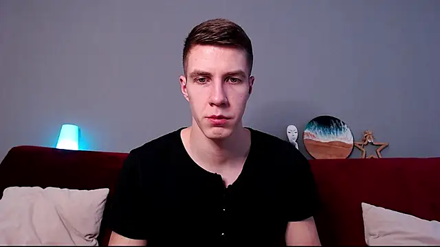 Snapshot of Chris_Brien chatting on March 12, 2025, 4:08 am Chris Brien online show from March 12, 2025, 4:08 am