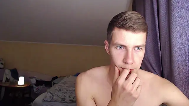 Snapshot of Chris_Brien chatting on October 15, 2025, 8:14 am Chris Brien online show from October 15, 2025, 8:14 am