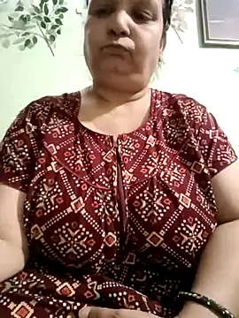 Snapshot of Kavya_kapoor chatting on May 9, 2026, 4:56 pm Kavya kapoor online show from May 9, 2026, 4:56 pm